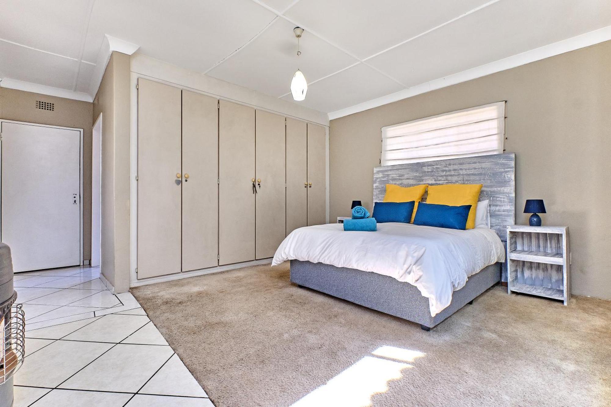 Large 1 Bedroom Cottage, 15 Min From Or Tambo Airport, With Backup Power And Water เจอร์มิสตัน ภายนอก รูปภาพ